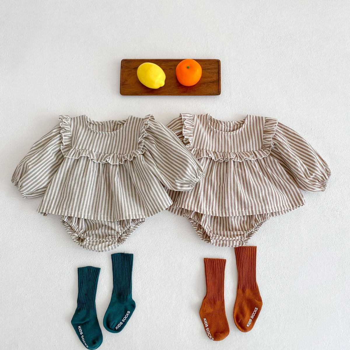 Annie & Charles® gestreiftes Kleid mit Höschen Set