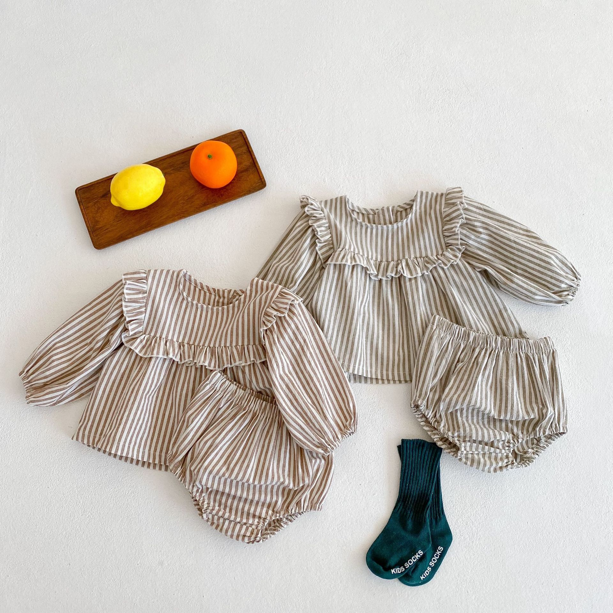 Annie & Charles® gestreiftes Kleid mit Höschen Set