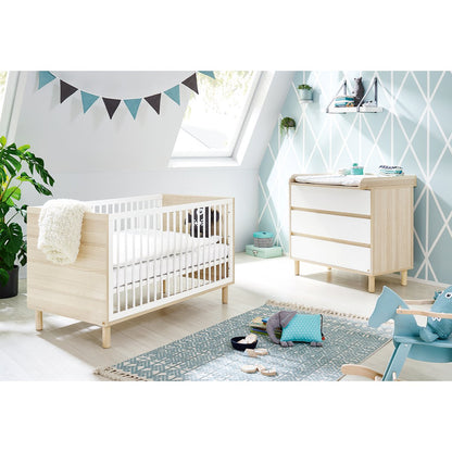 Starter set 'Flow' wide
 2 parts: cot, wide changing table