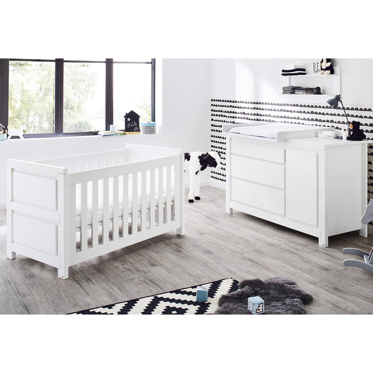 Starter set 'Milk' extra wide, including wall shelf
 3 parts: cot, extra wide changing table, wall shelf