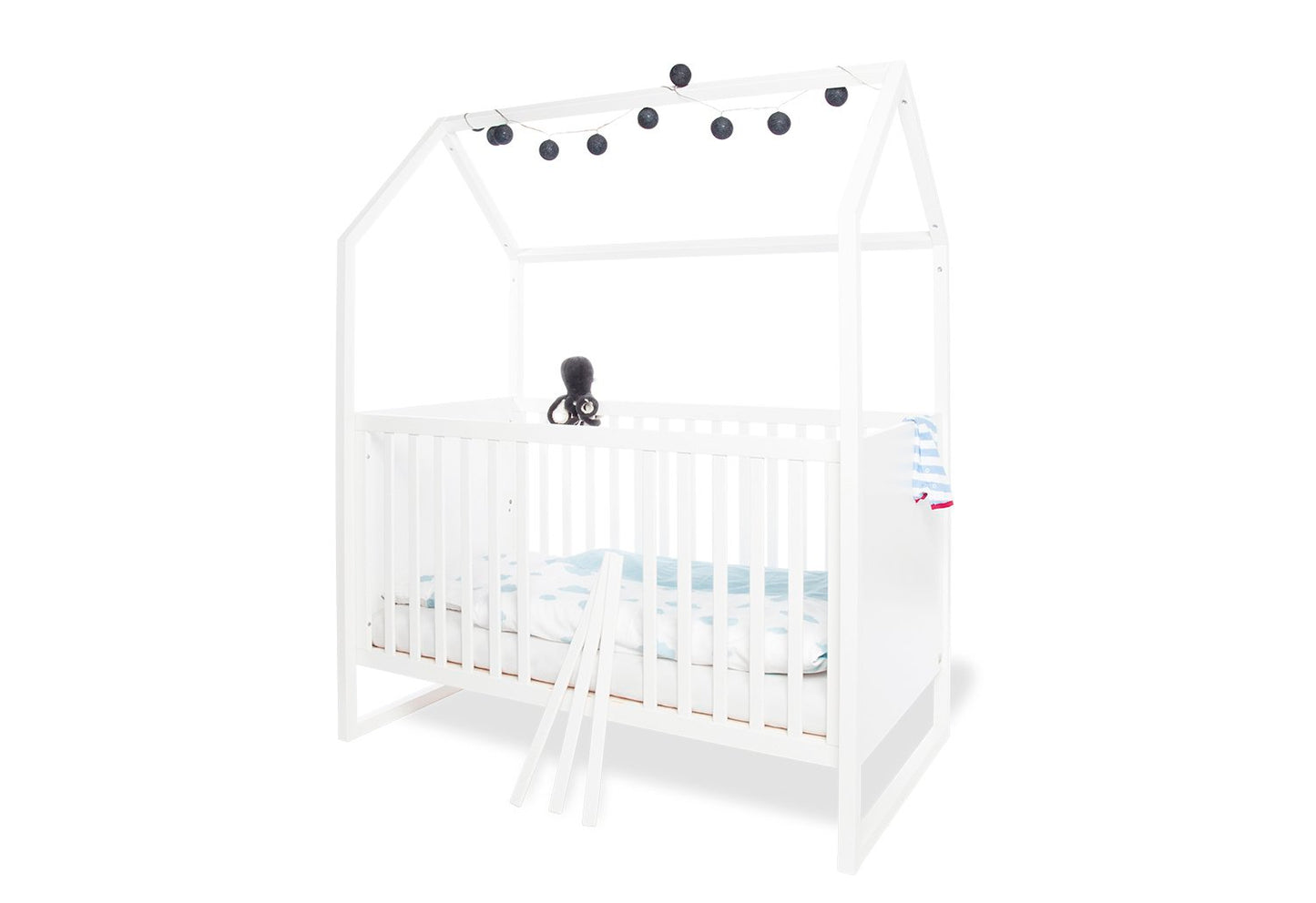 Starter set 'Hilda &amp; Viktoria' wide, white2-piece: house bed, wide changing table