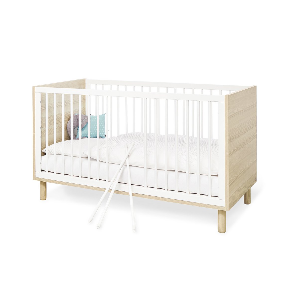 Starter set 'Flow' wide
 2 parts: cot, wide changing table