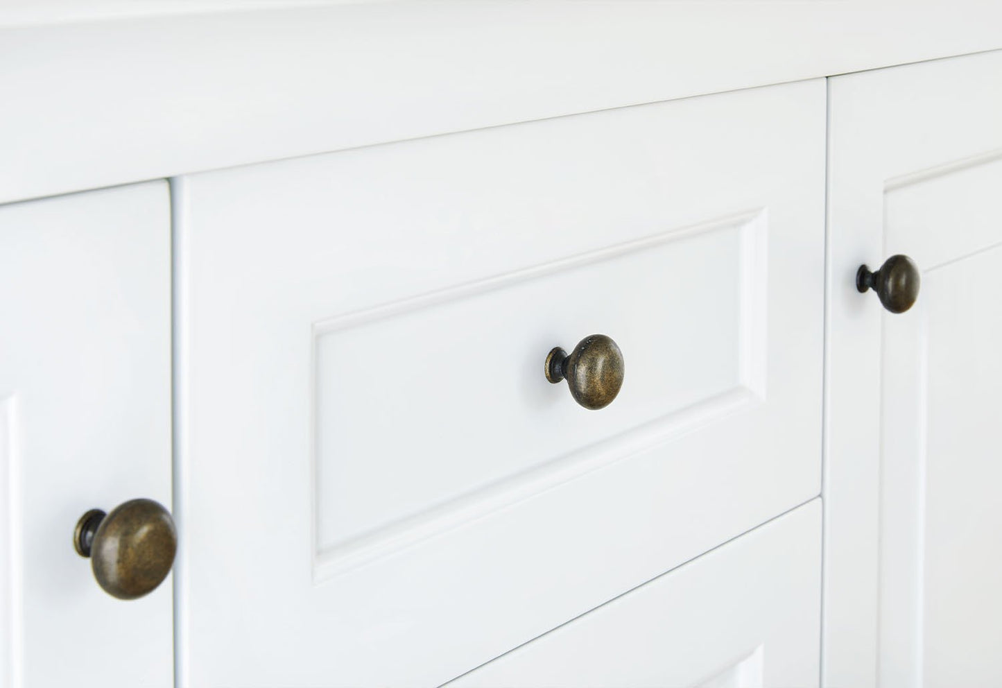 Starter set 'Emilia' extra wide
 2 parts: cot, extra wide changing table