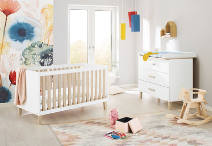 Starter set 'Lumi' wide
 2 parts: cot, wide changing table