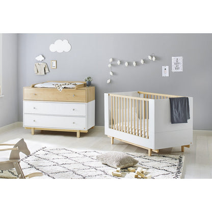 Starter set 'Boks' wide
 2 parts: cot, wide changing table